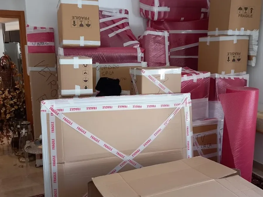 Fournitures et cartons de déménagement — Alyo Déménagement